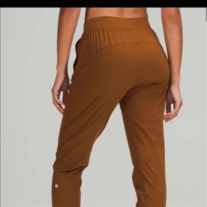 [NWTG]Lululemon Adapted State Jogger *28" Copper Brown